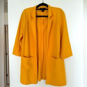 Yellow blazer New York Clothing company co. Size medium